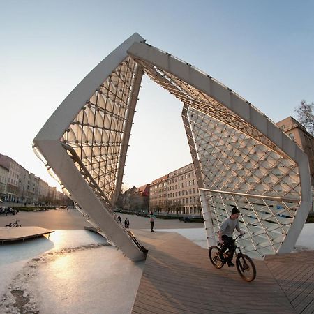 By The River Point Познан Екстериор снимка
